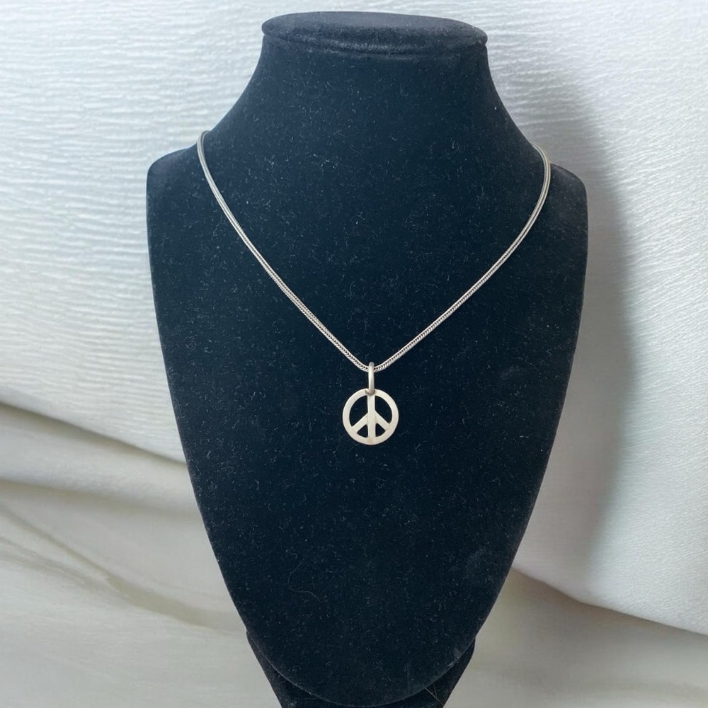SToNZ Peace Sign Sterling Silver Necklace